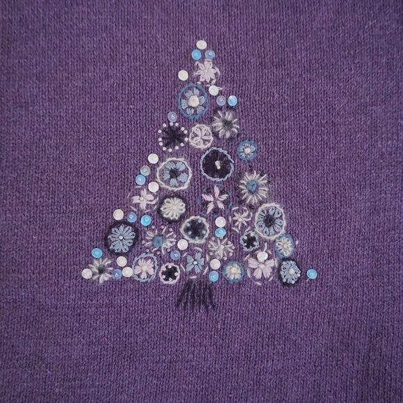 VTG Christopher & Banks Purple Floral Tree Embroidered Christmas Sweater L - Picture 8 of 9